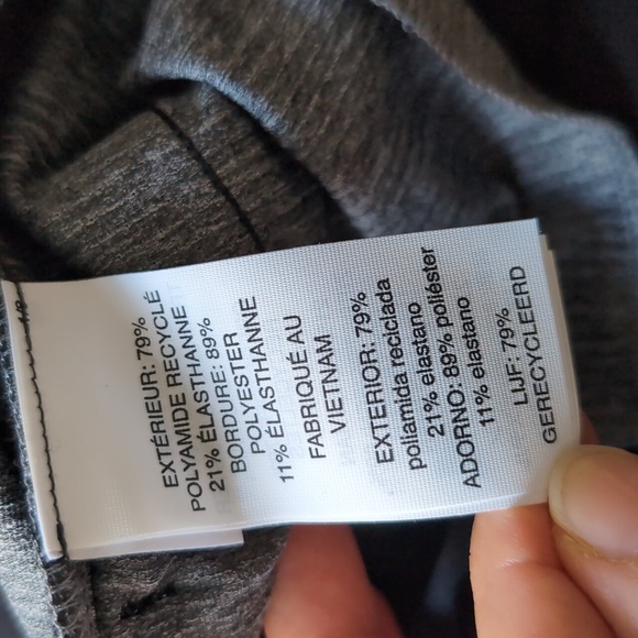 Vuori Women's Mile Ankle Pant Black Size Medium - Picture 11 of 12